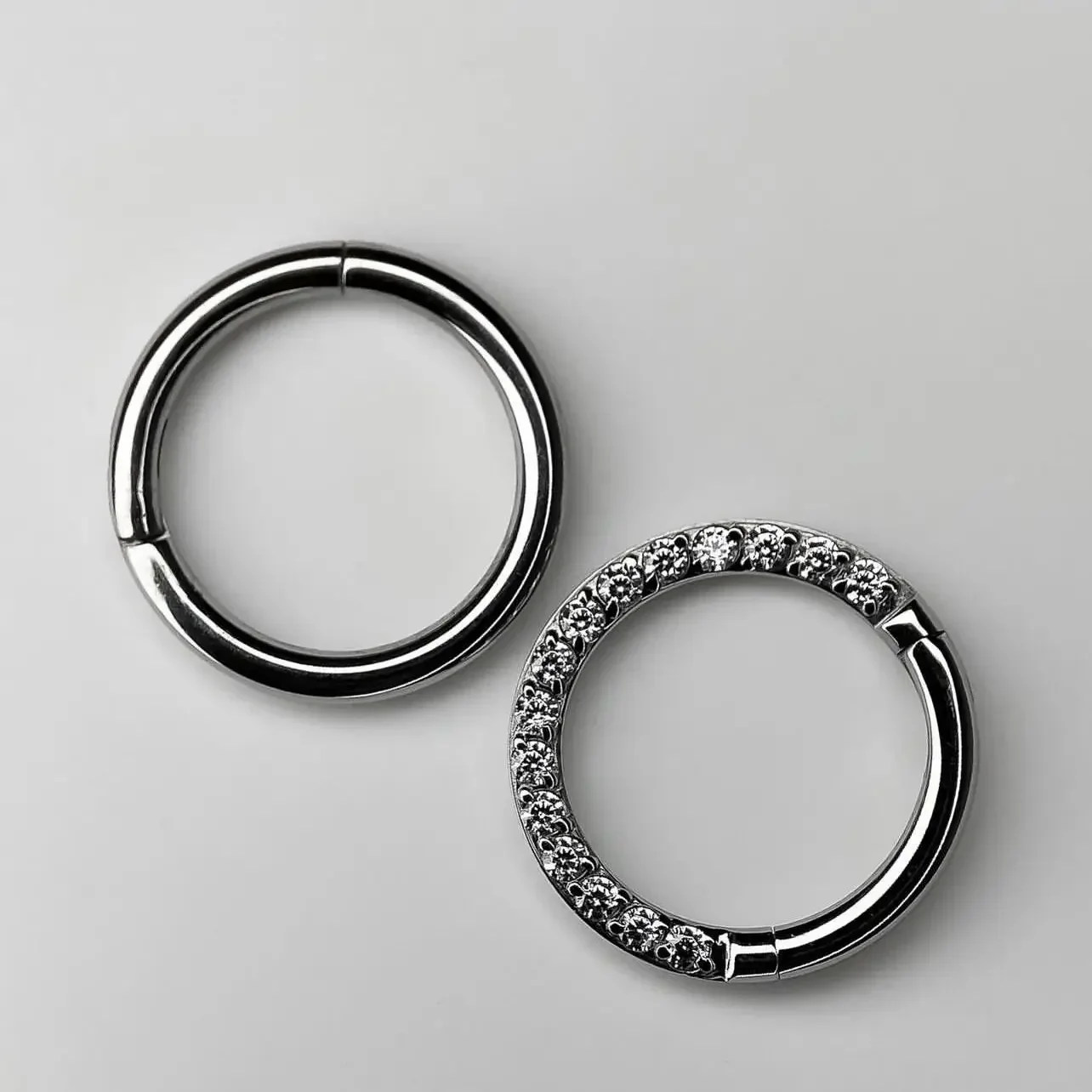 G23 Titanium Nose Ring 14G 16G - Septum Clicker Ring recension och pris