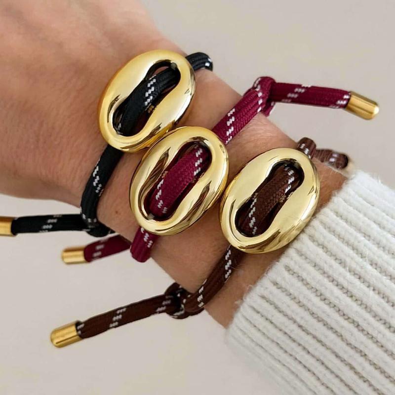 Adjustable Pig Nose Bracelet M - Body Jewelry Nose recension och pris